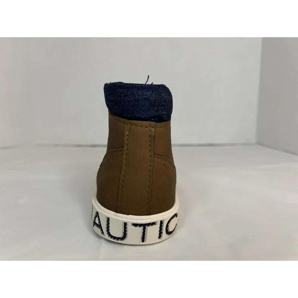 Nautica boys pallar